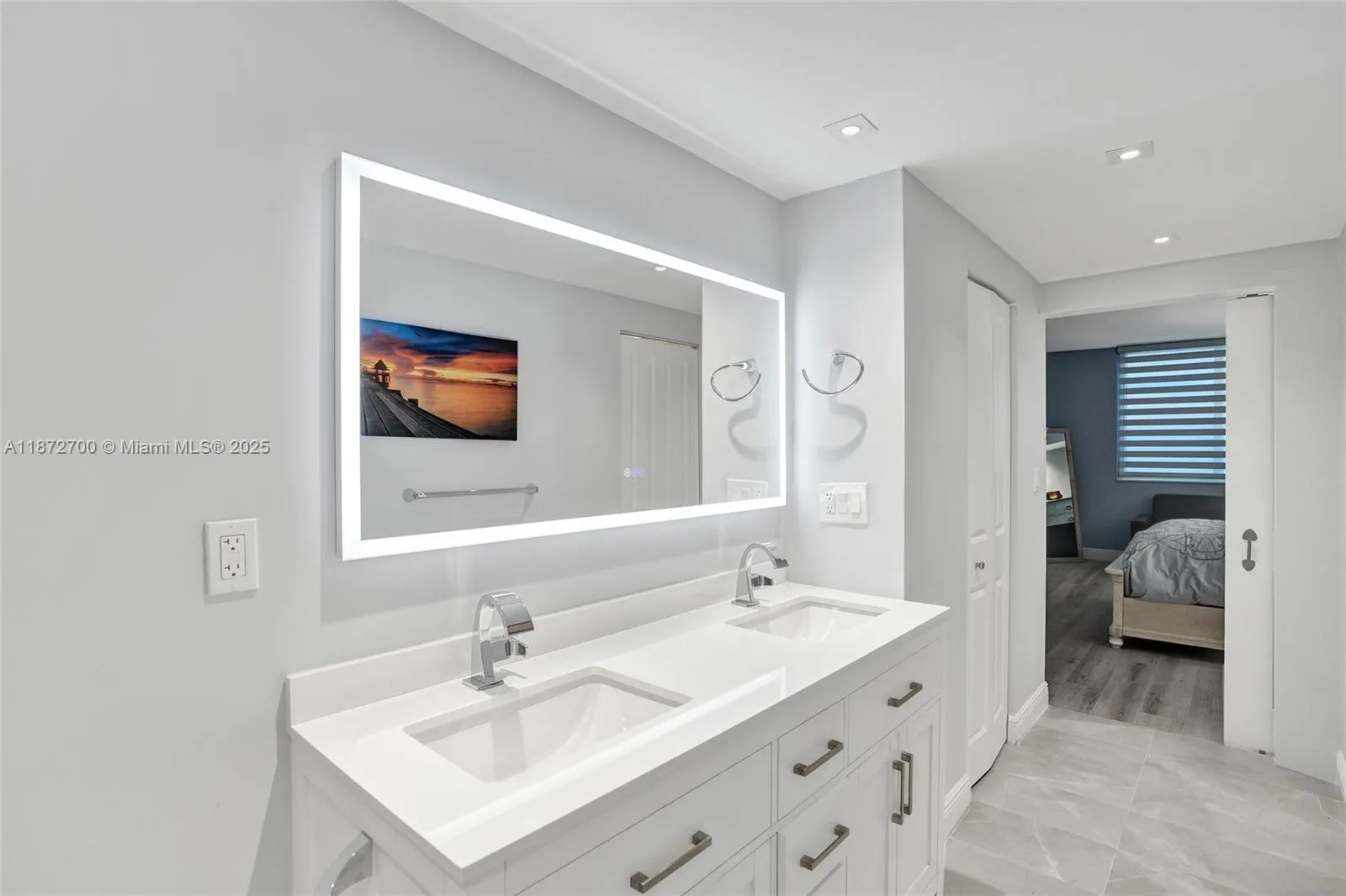 500 Bayview Dr, #1921