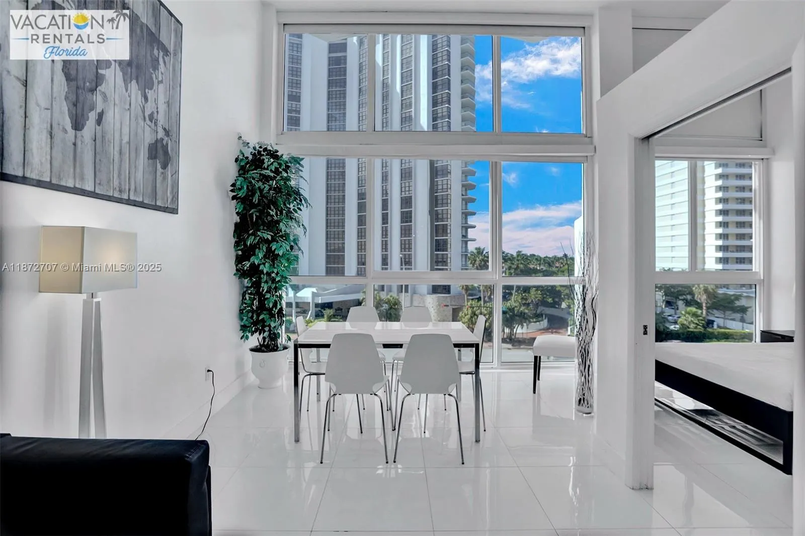 5445 Collins Ave, #BAY-14