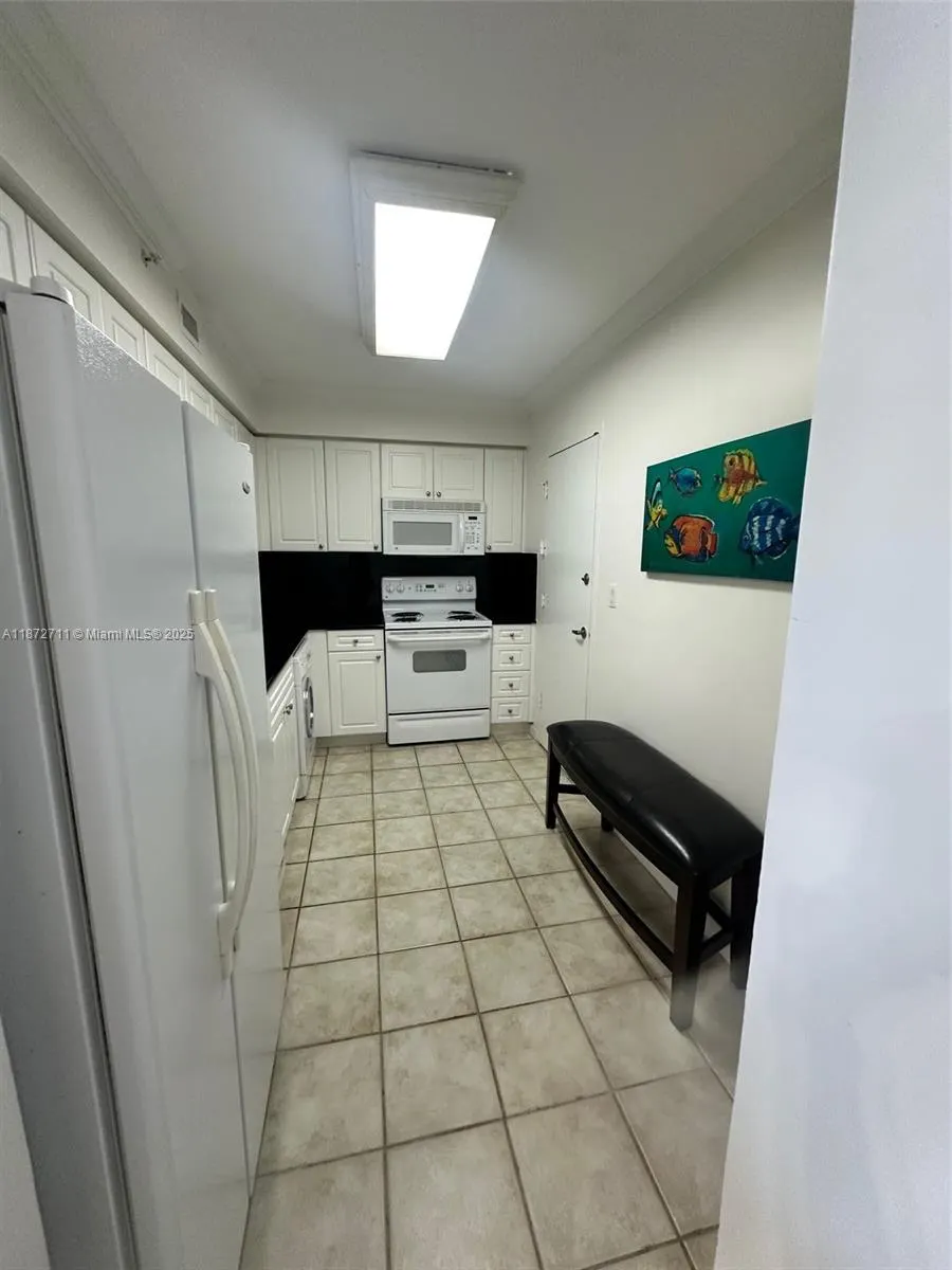 2501 S Ocean Dr, #1418