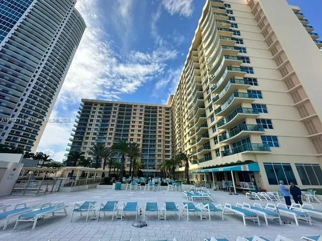 2501 S Ocean Dr, #1418