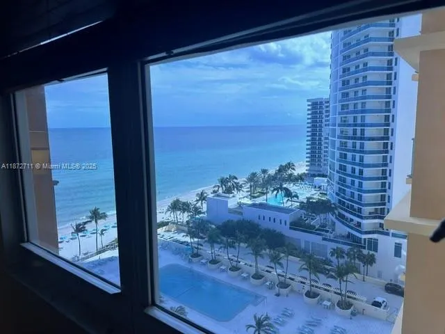 2501 S Ocean Dr, #1418