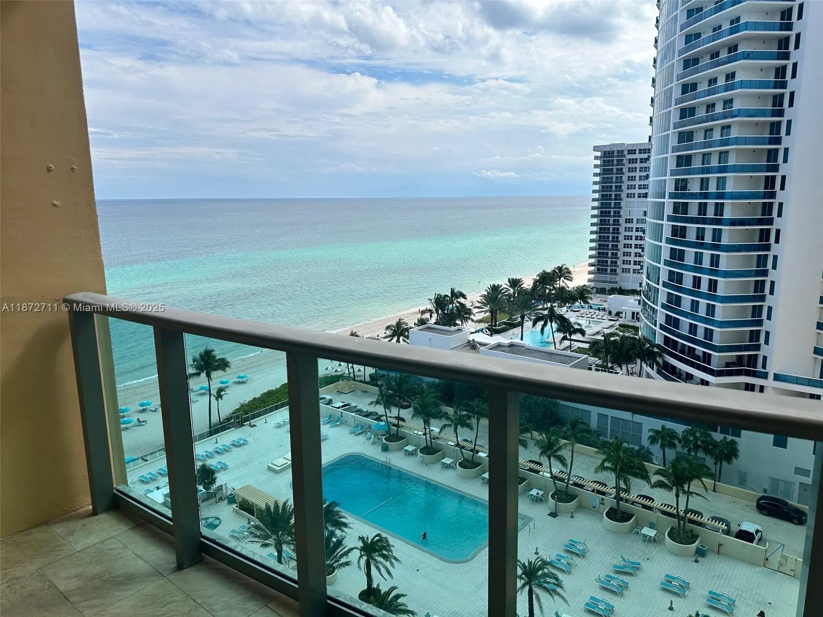 2501 S Ocean Dr, #1418