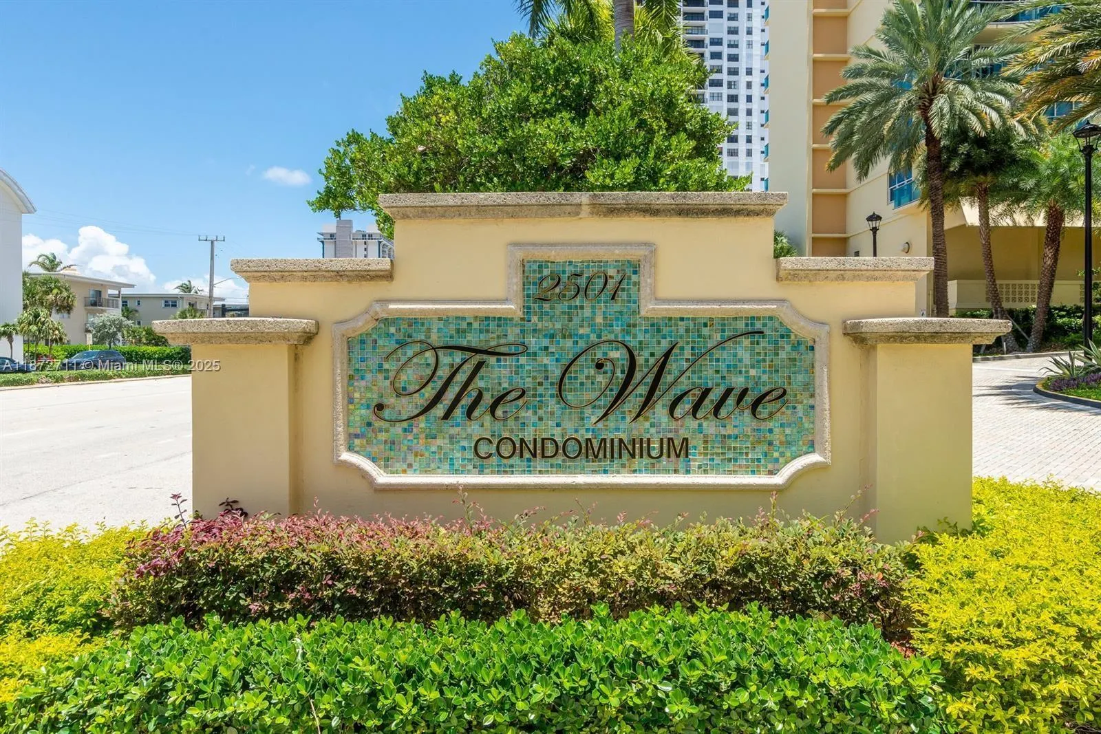 2501 S Ocean Dr, #1418