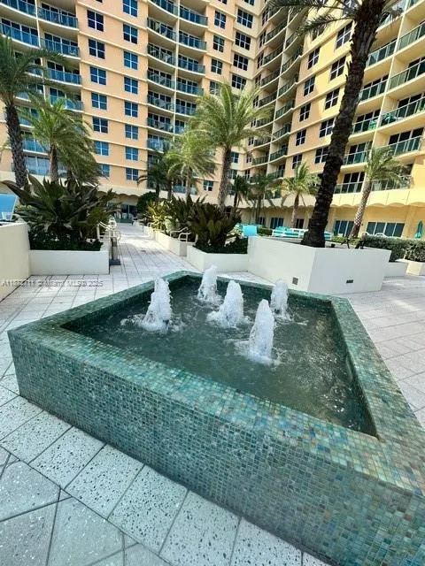 2501 S Ocean Dr, #1418