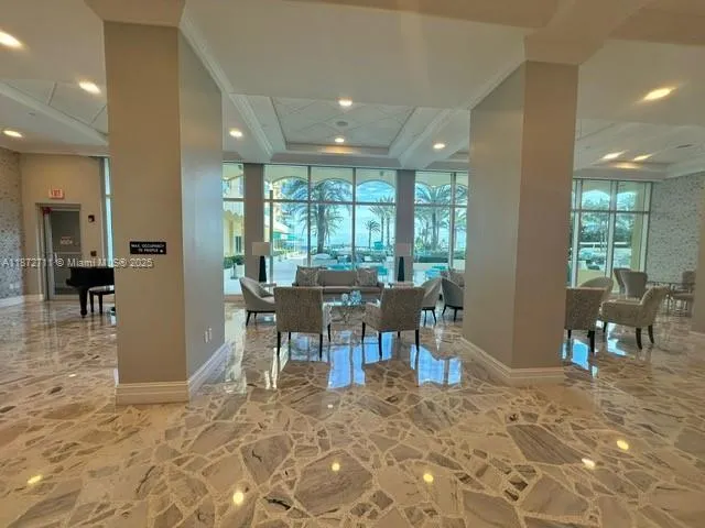 2501 S Ocean Dr, #1418