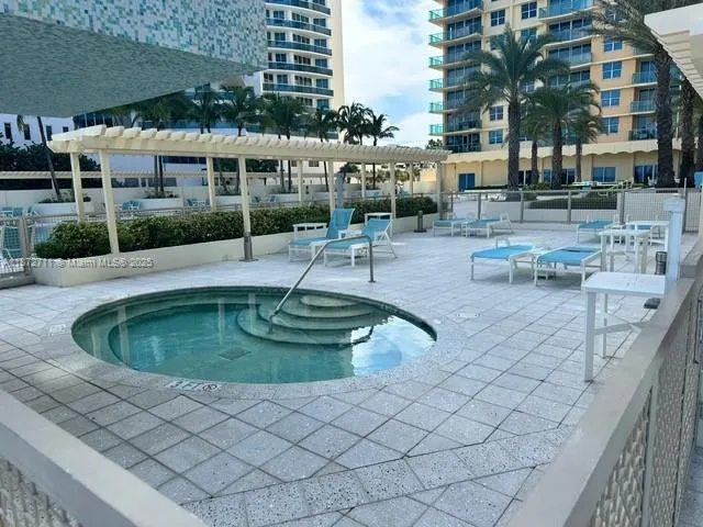 2501 S Ocean Dr, #1418