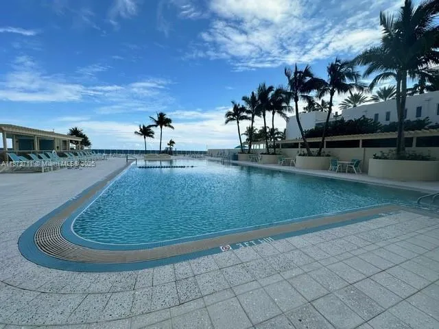 2501 S Ocean Dr, #1418