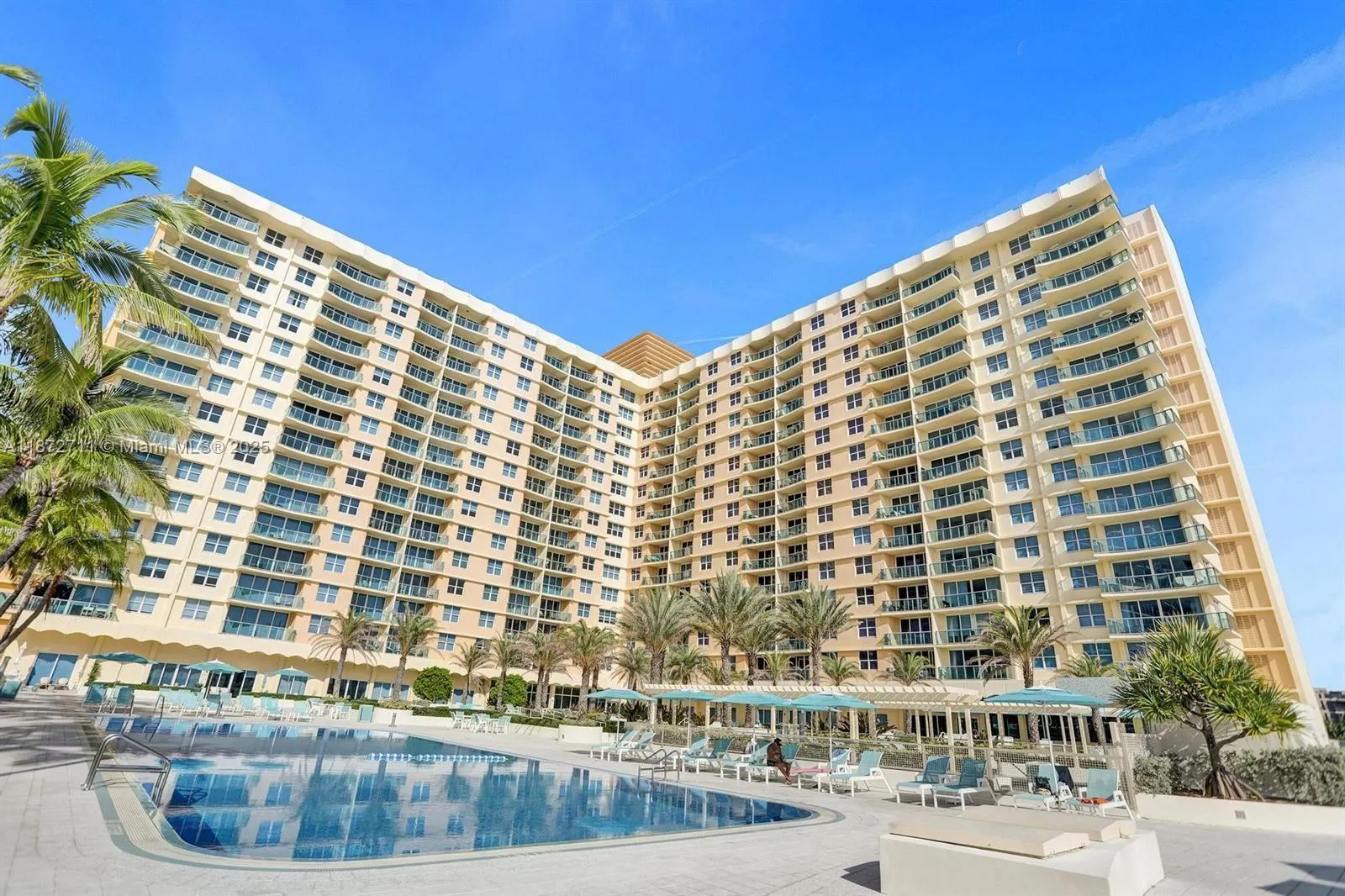 2501 S Ocean Dr, #1418