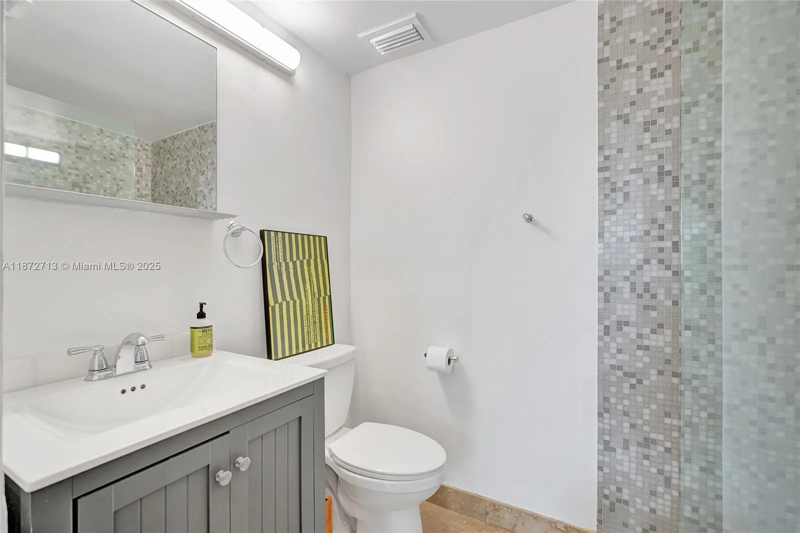 20 Island Ave, #211
