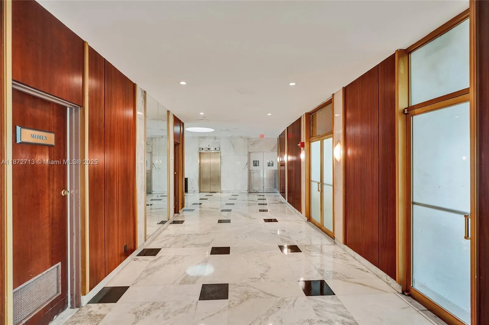 20 Island Ave, #211