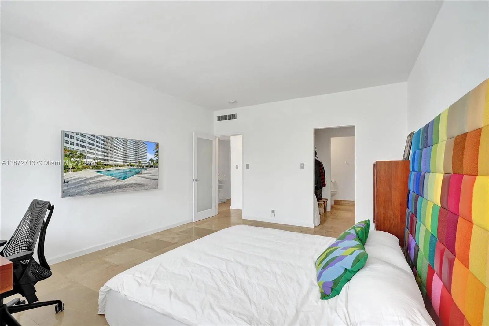 20 Island Ave, #211