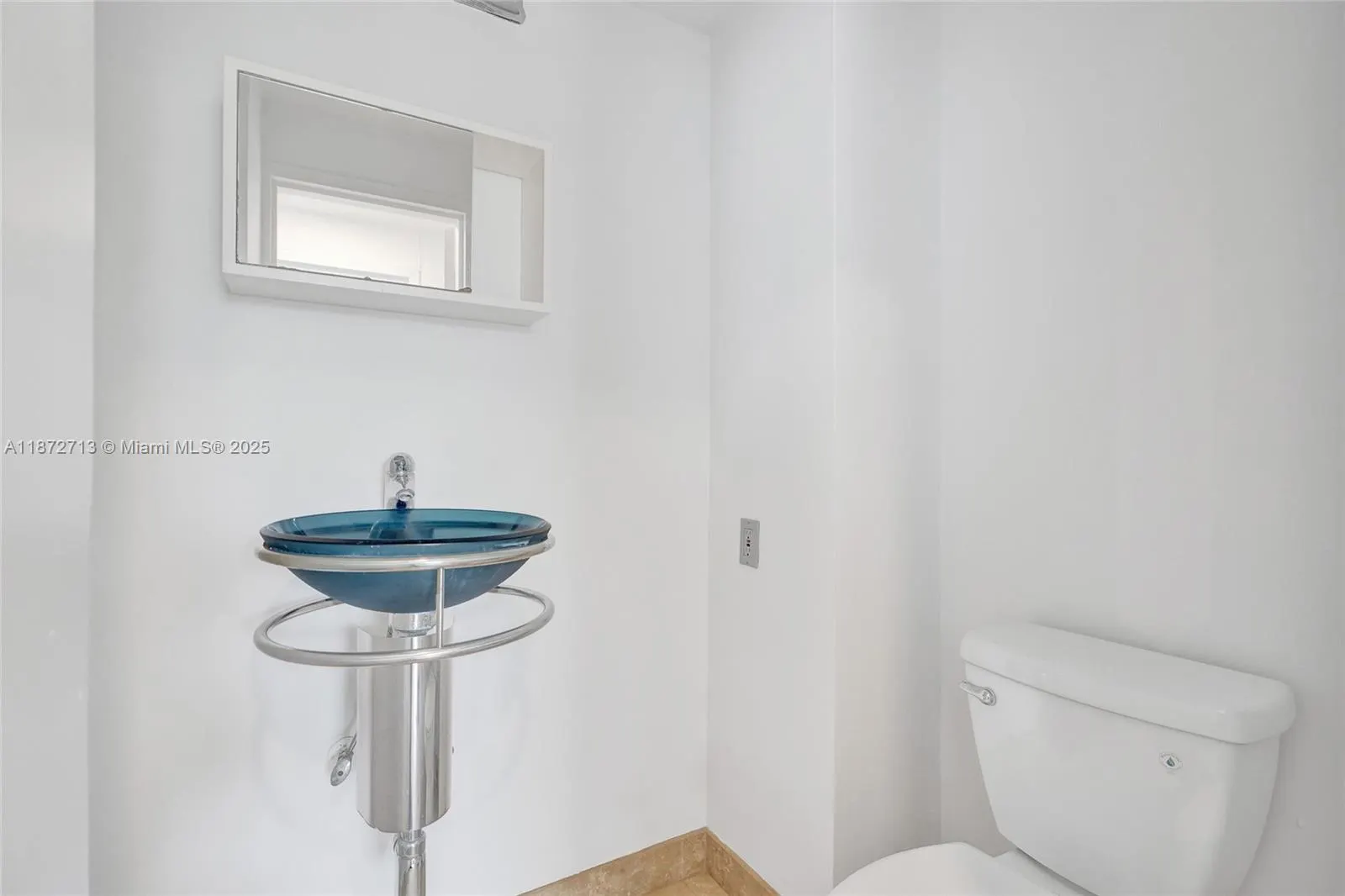 20 Island Ave, #211