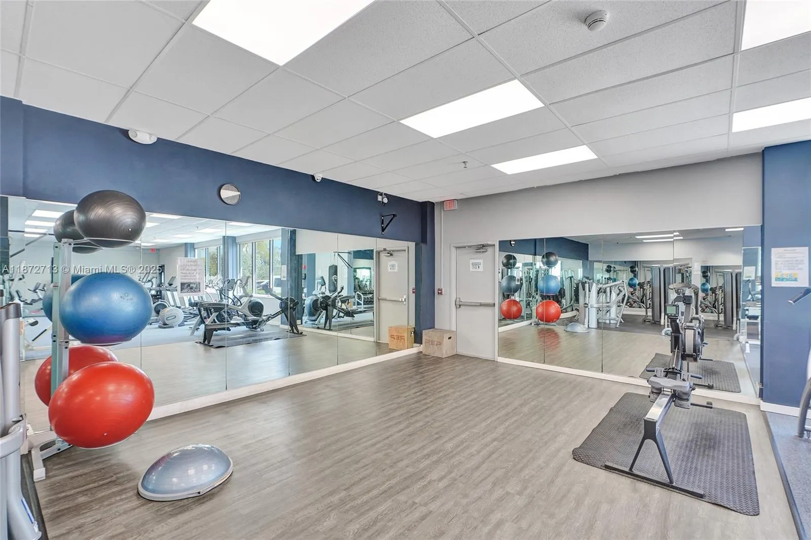 20 Island Ave, #211