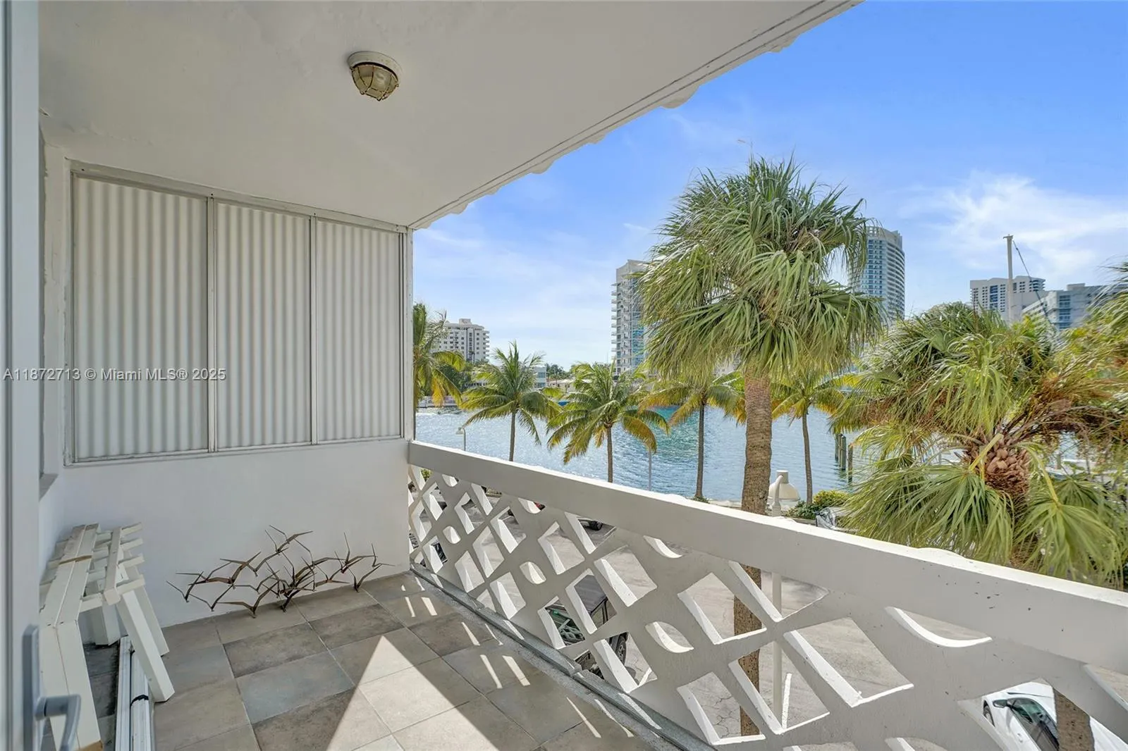 20 Island Ave, #211