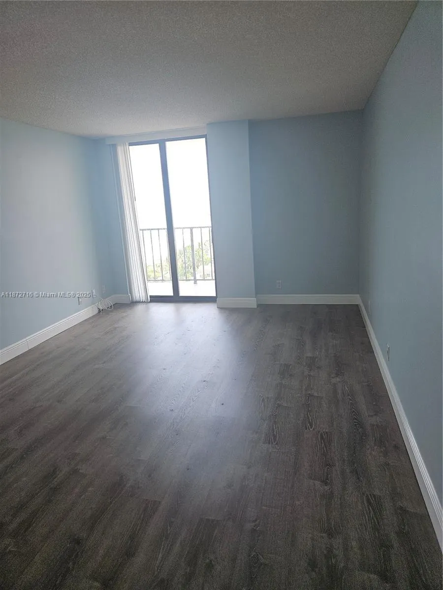 2625 Collins Ave, #1802
