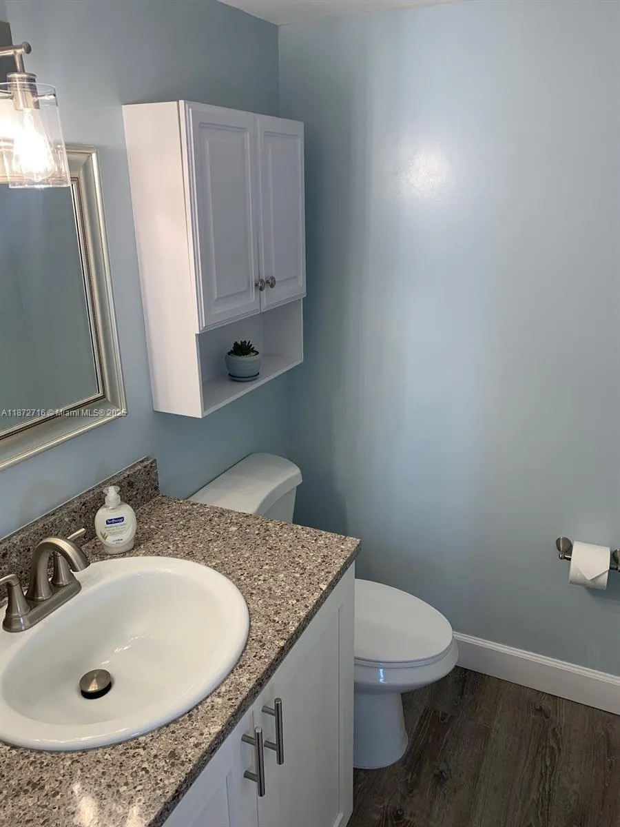 2625 Collins Ave, #1802