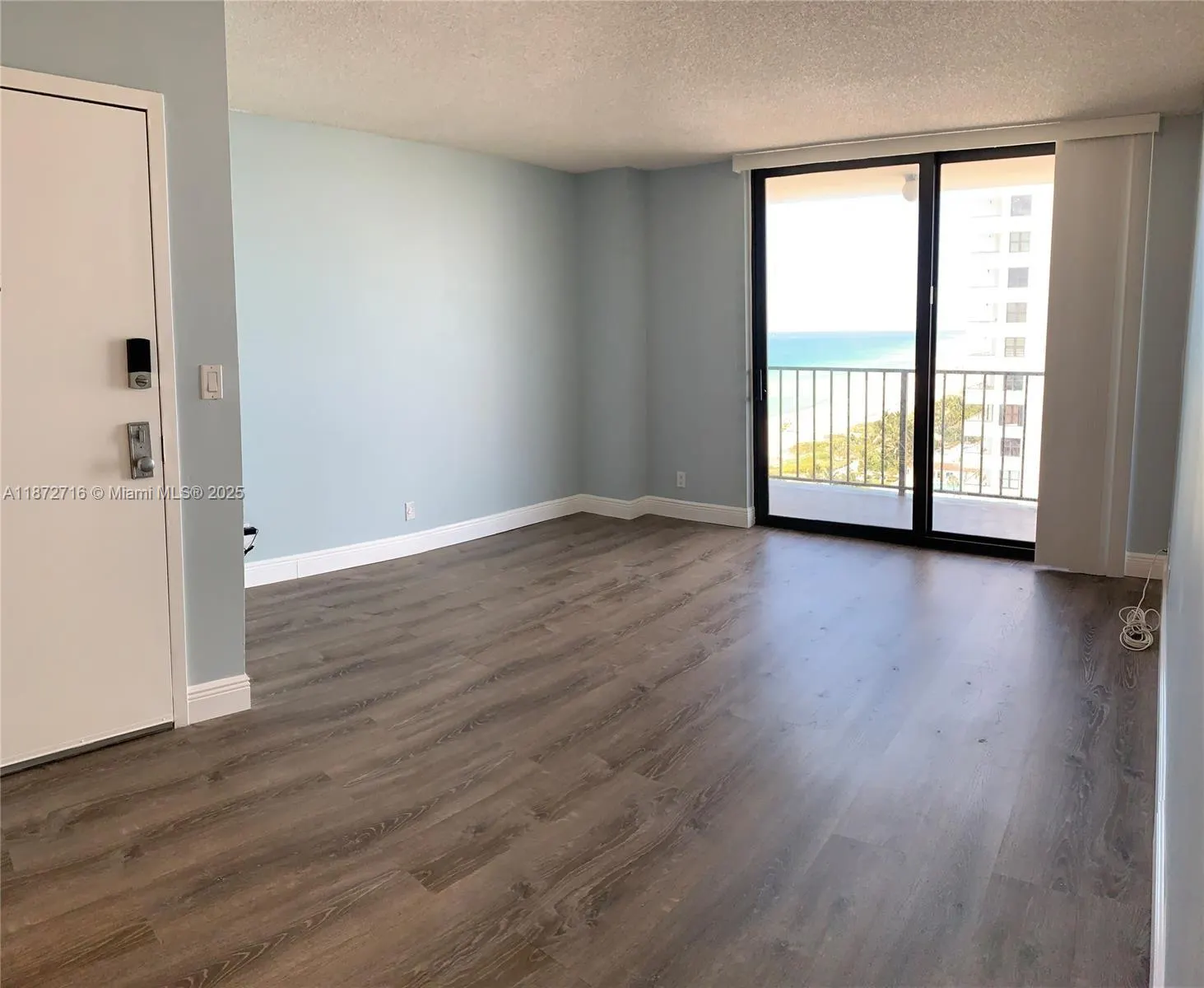 2625 Collins Ave, #1802