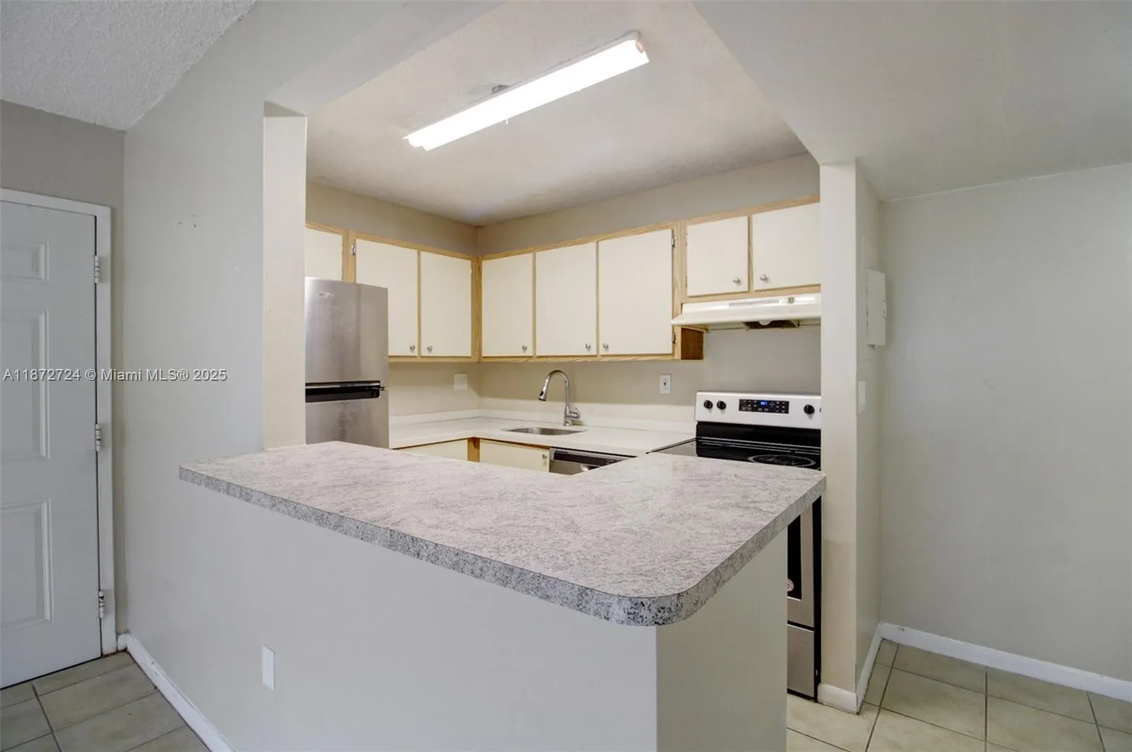 7110 NW 179th St, #108