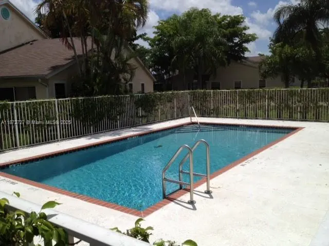 5827 NW 57th Ave, #5827