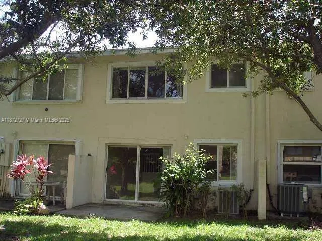 5827 NW 57th Ave, #5827