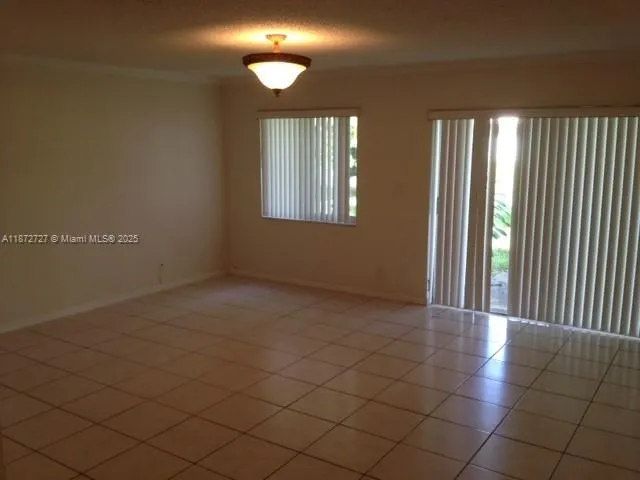 5827 NW 57th Ave, #5827