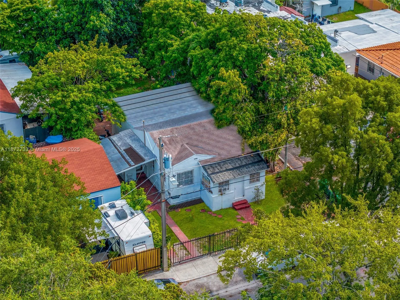 591 NW 34th St