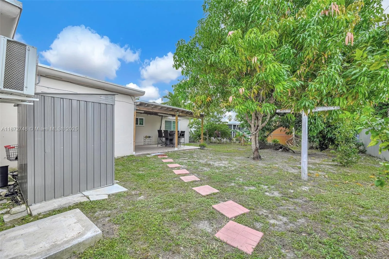 6840 SW 26th Ct