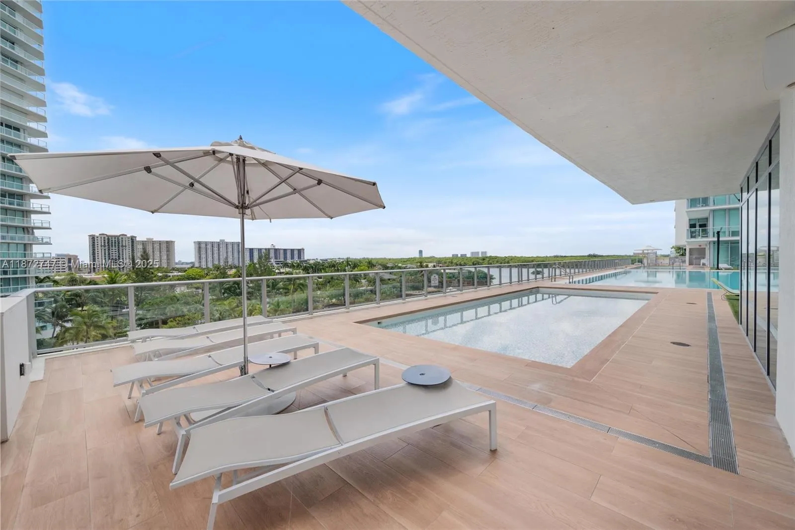 300 Sunny Isles Blvd, #4-1501