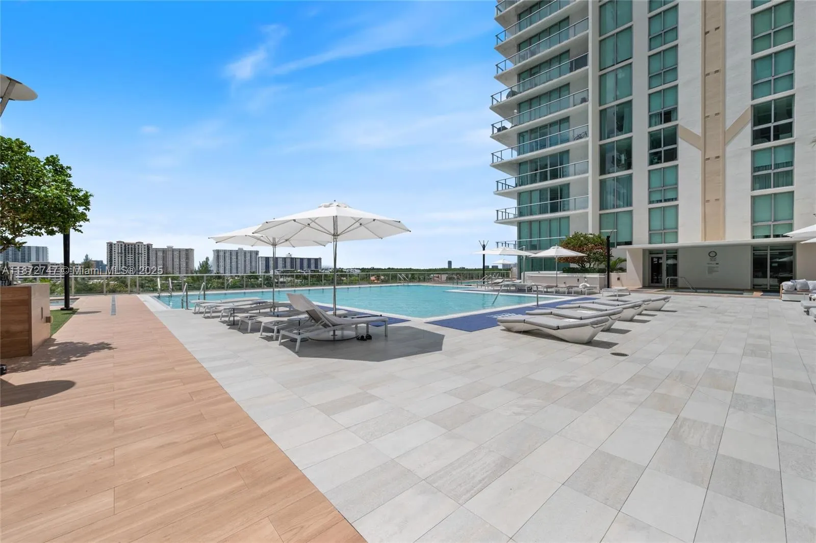 300 Sunny Isles Blvd, #4-1501