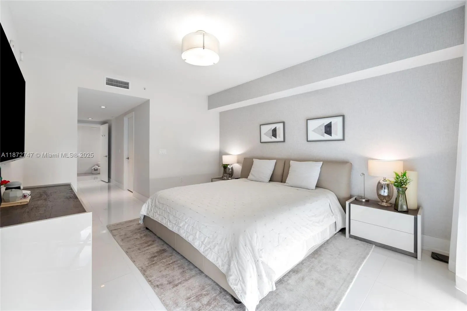 300 Sunny Isles Blvd, #4-1501