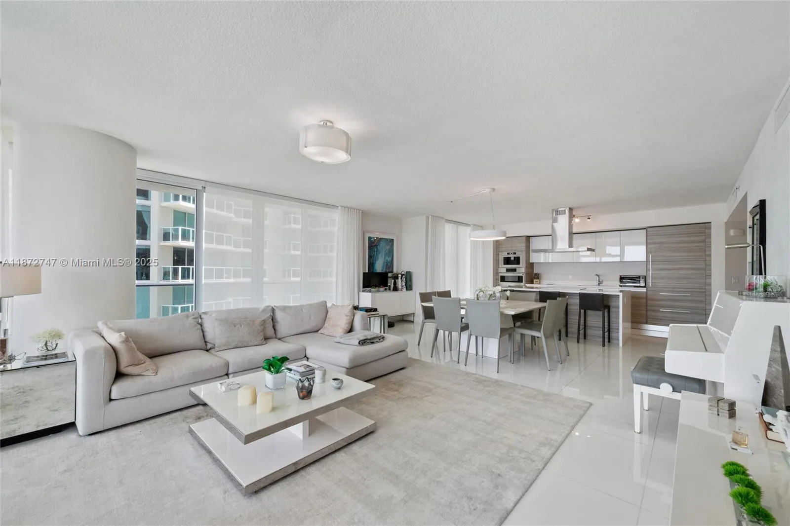 300 Sunny Isles Blvd, #4-1501