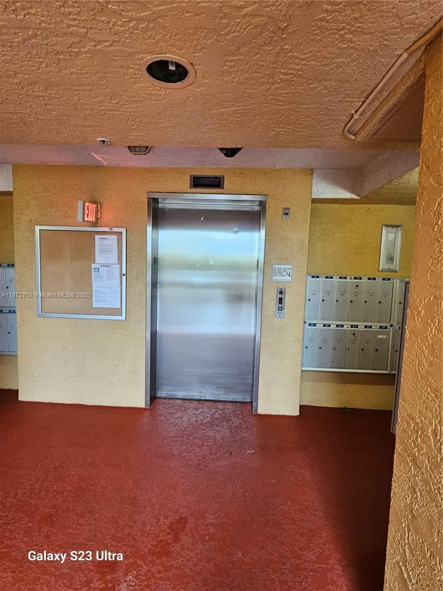 1341 SE 3rd Ave, #301