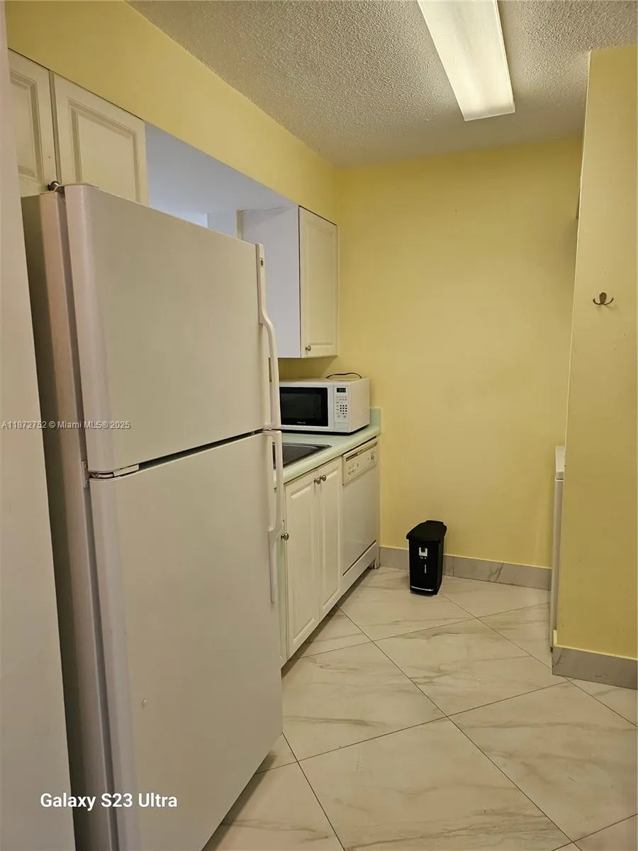 1341 SE 3rd Ave, #301