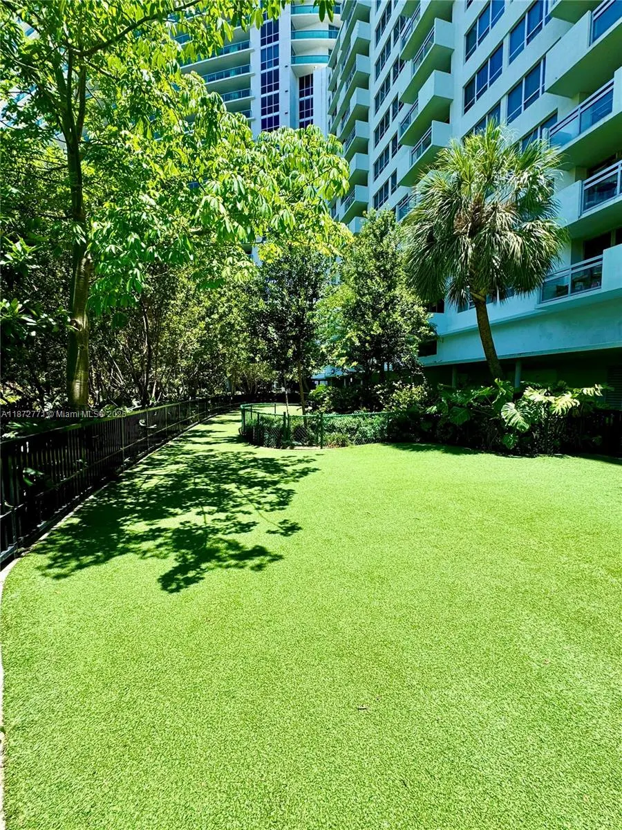 1500 Bay Rd, #462S