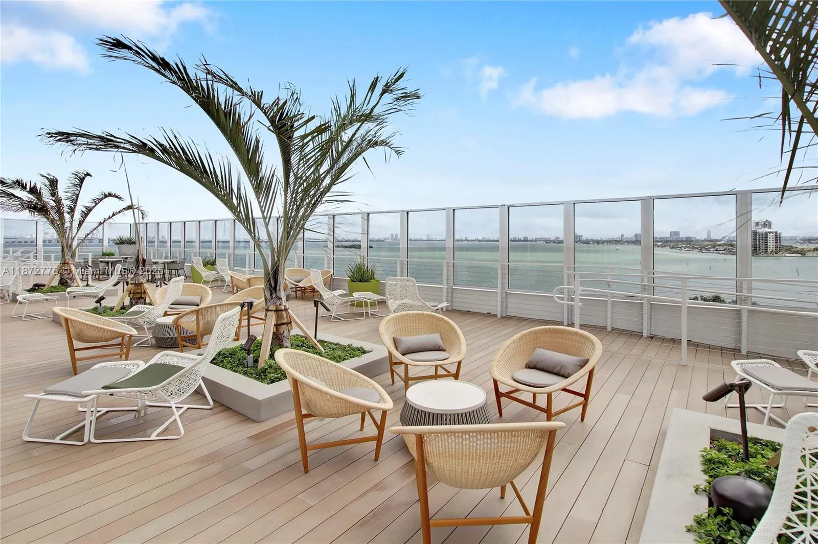 1756 N Bayshore Dr, #36B