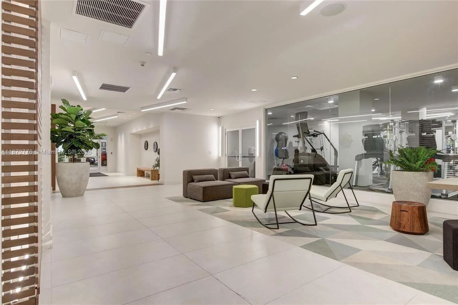 1756 N Bayshore Dr, #36B
