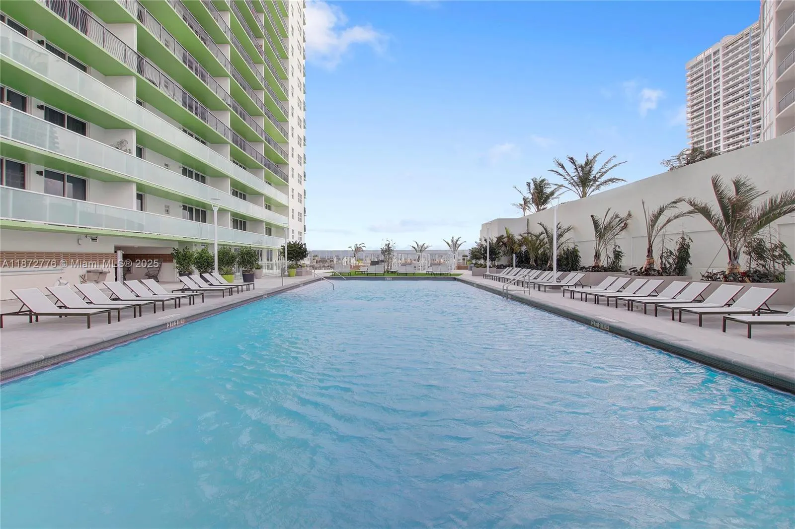 1756 N Bayshore Dr, #36B