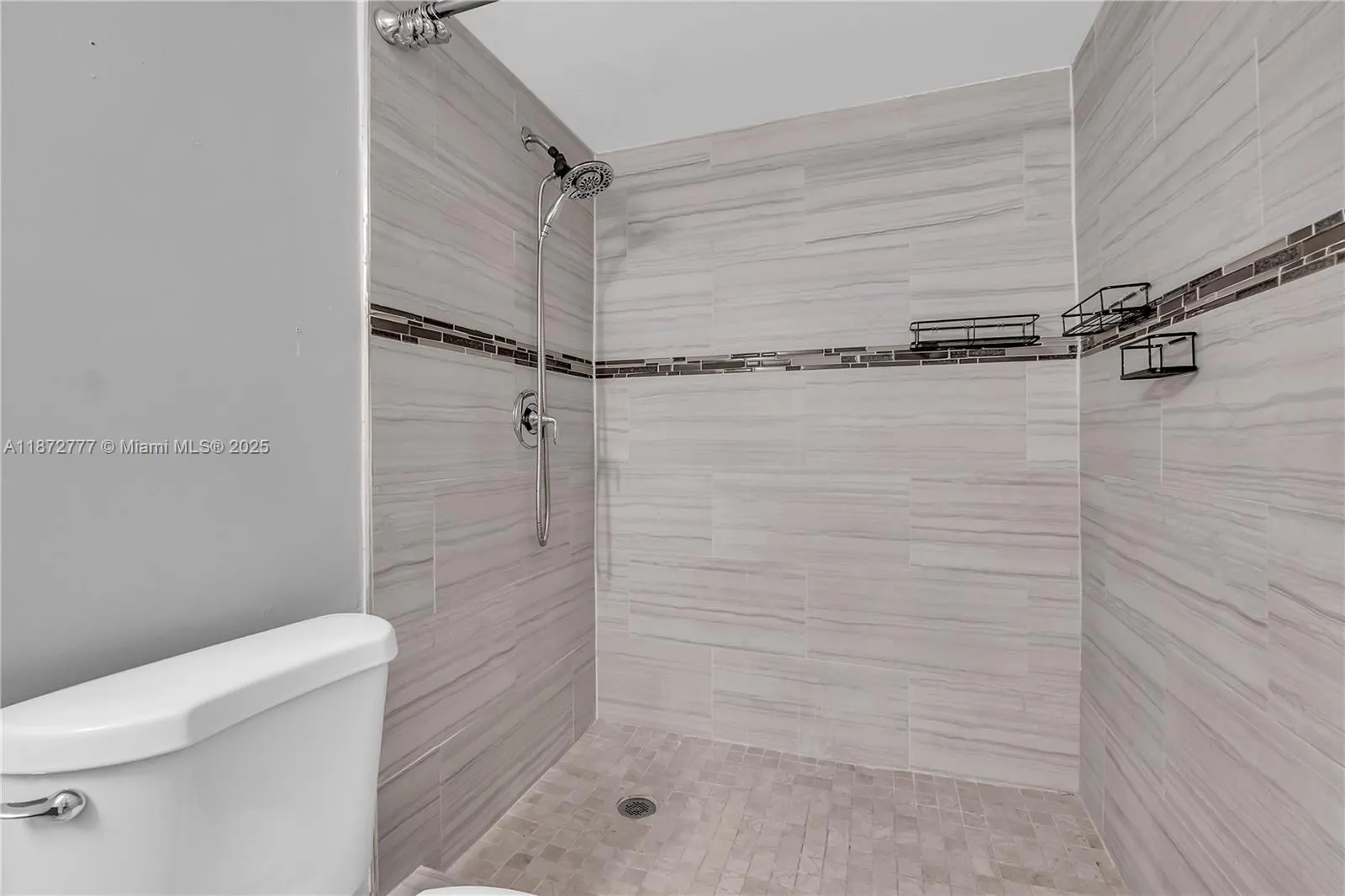9431 Live Oak Pl, #205