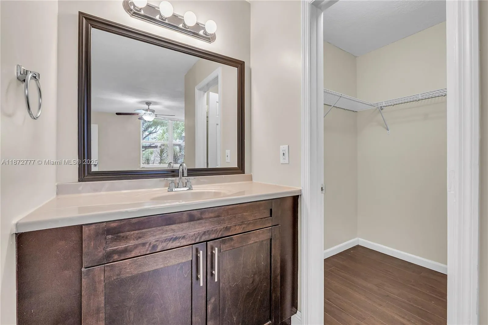 9431 Live Oak Pl, #205