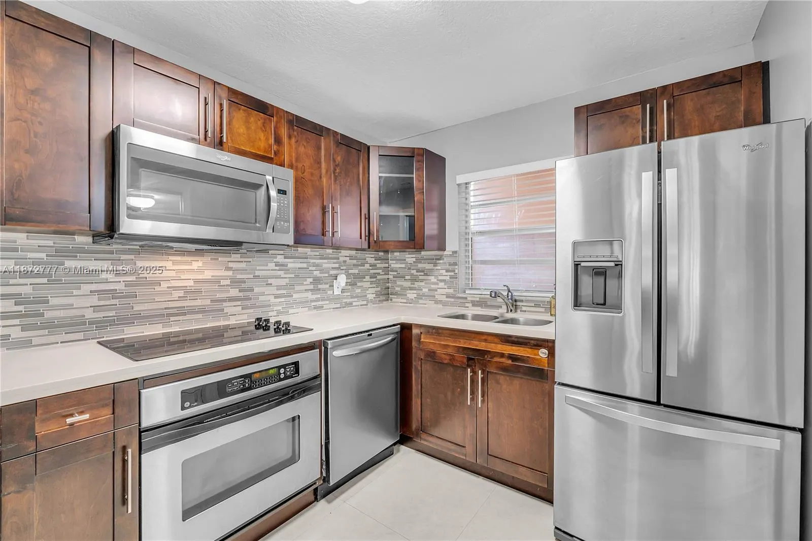 9431 Live Oak Pl, #205