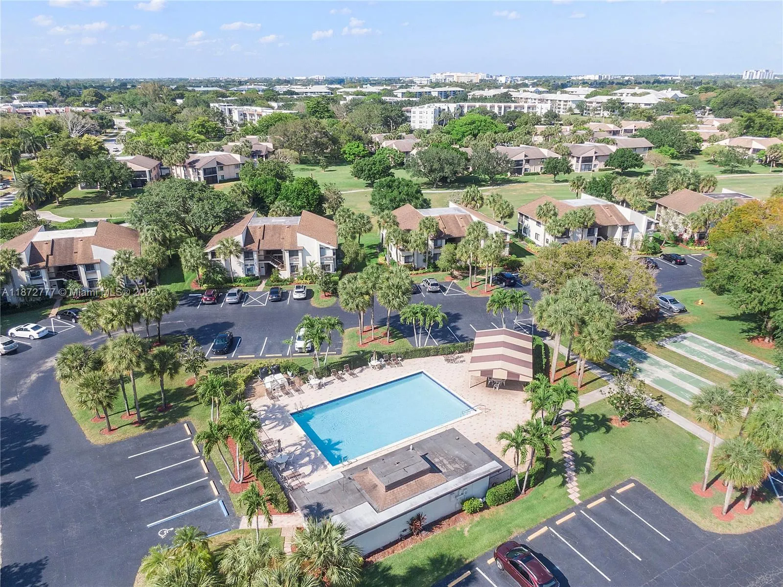 9431 Live Oak Pl, #205