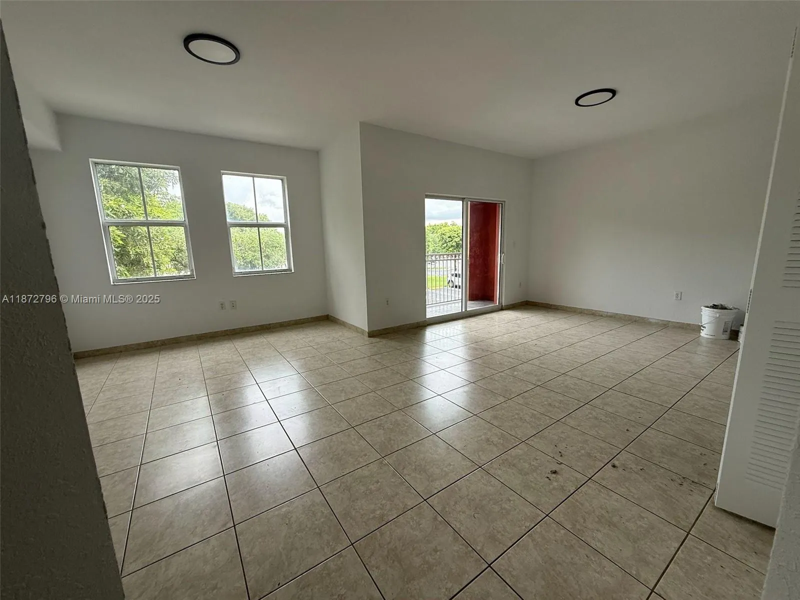 11202 NW 83rd St, #219
