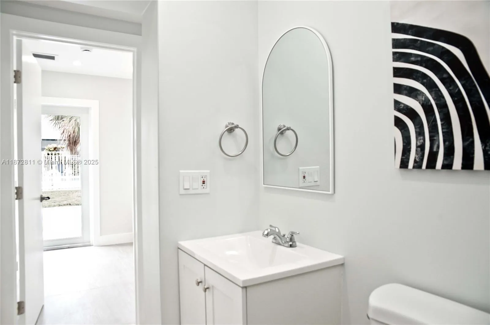 4051 N Ocean Dr, #3