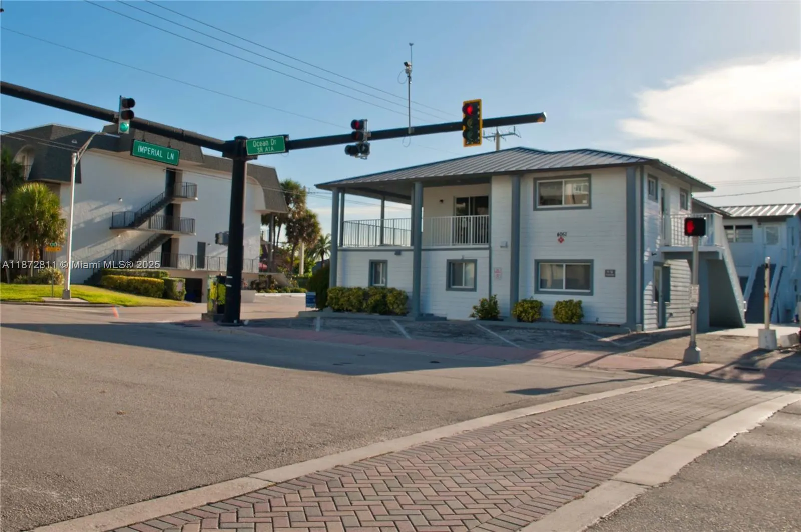 4051 N Ocean Dr, #3