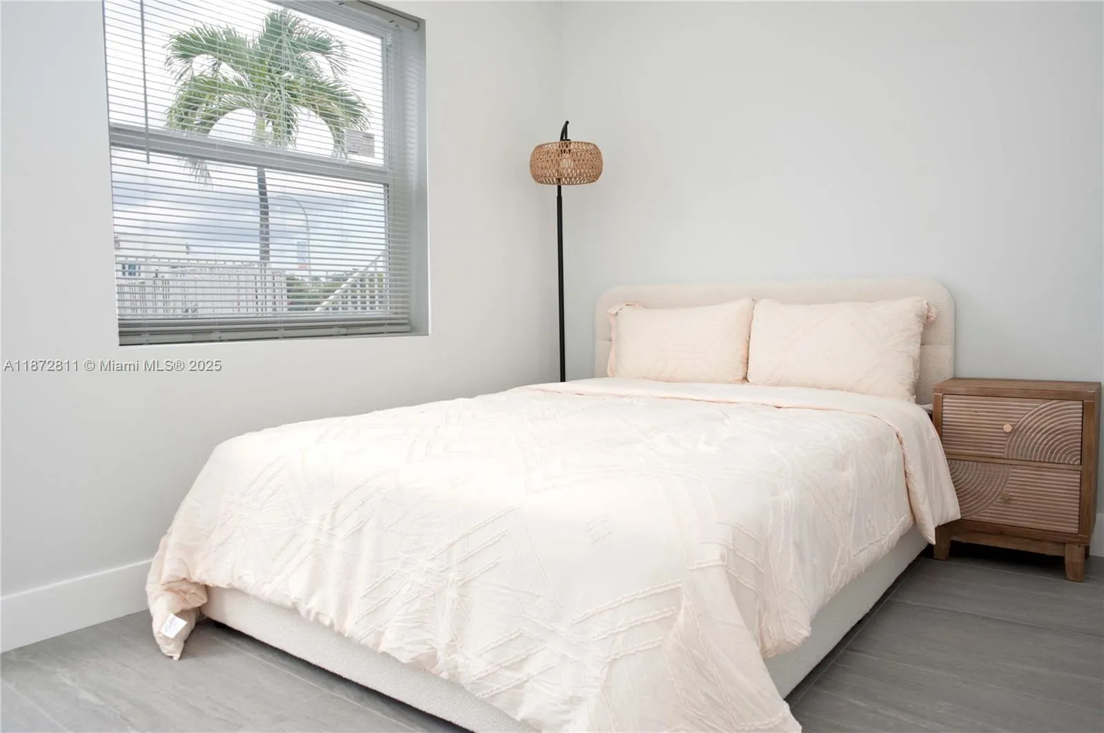 4051 N Ocean Dr, #3