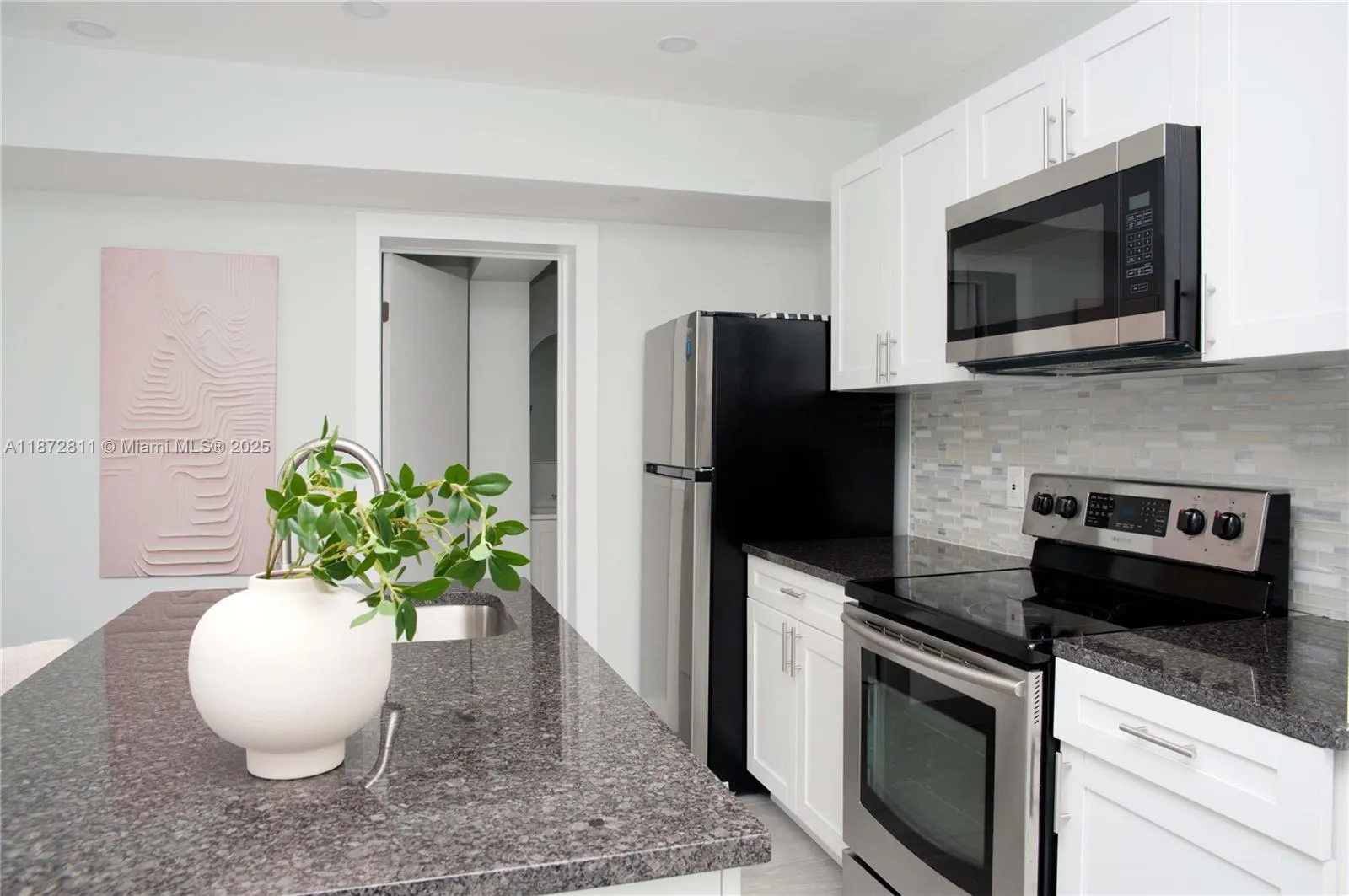 4051 N Ocean Dr, #3