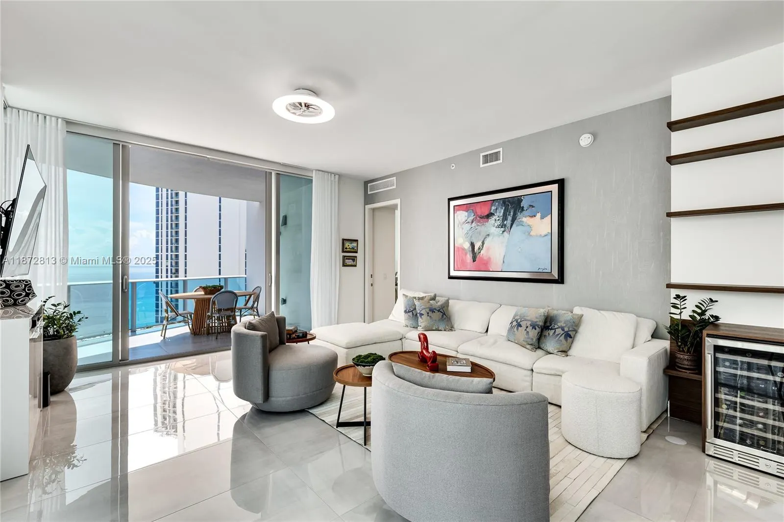 17550 Collins Ave, #1405