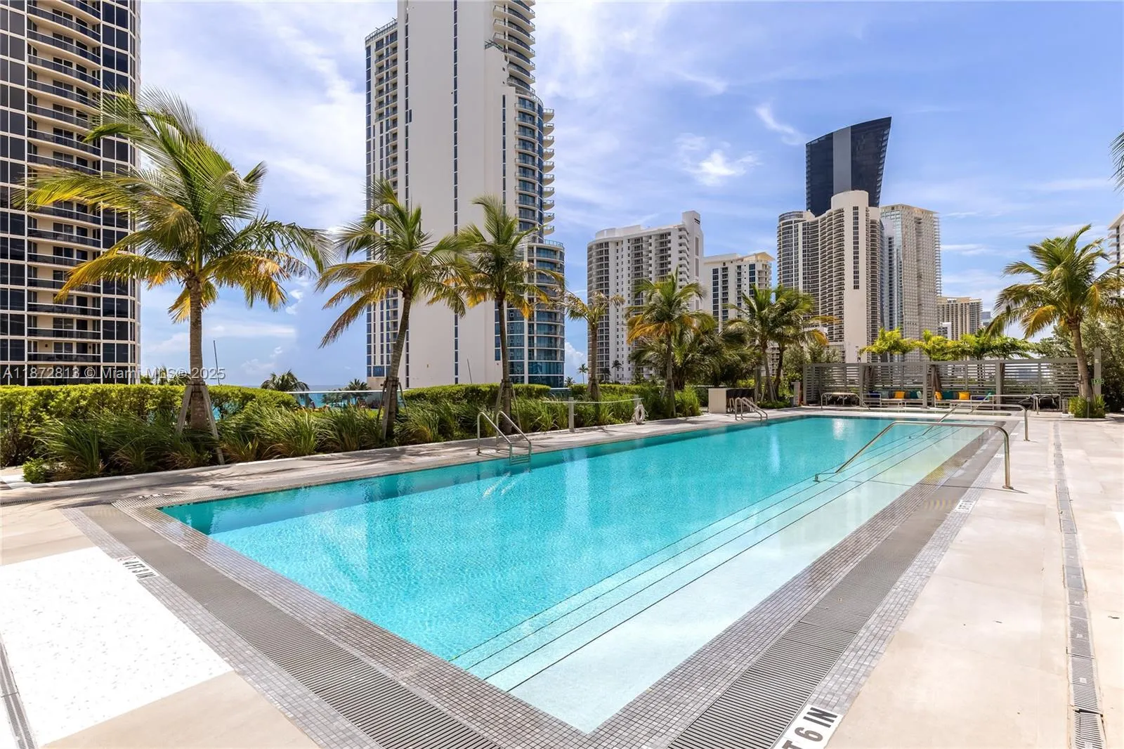 17550 Collins Ave, #1405
