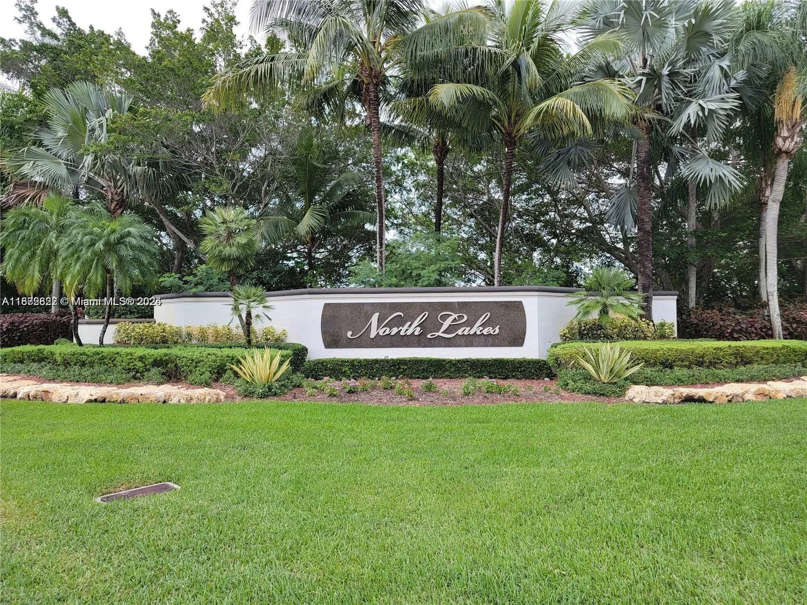 932 Falling Water Rd, #932