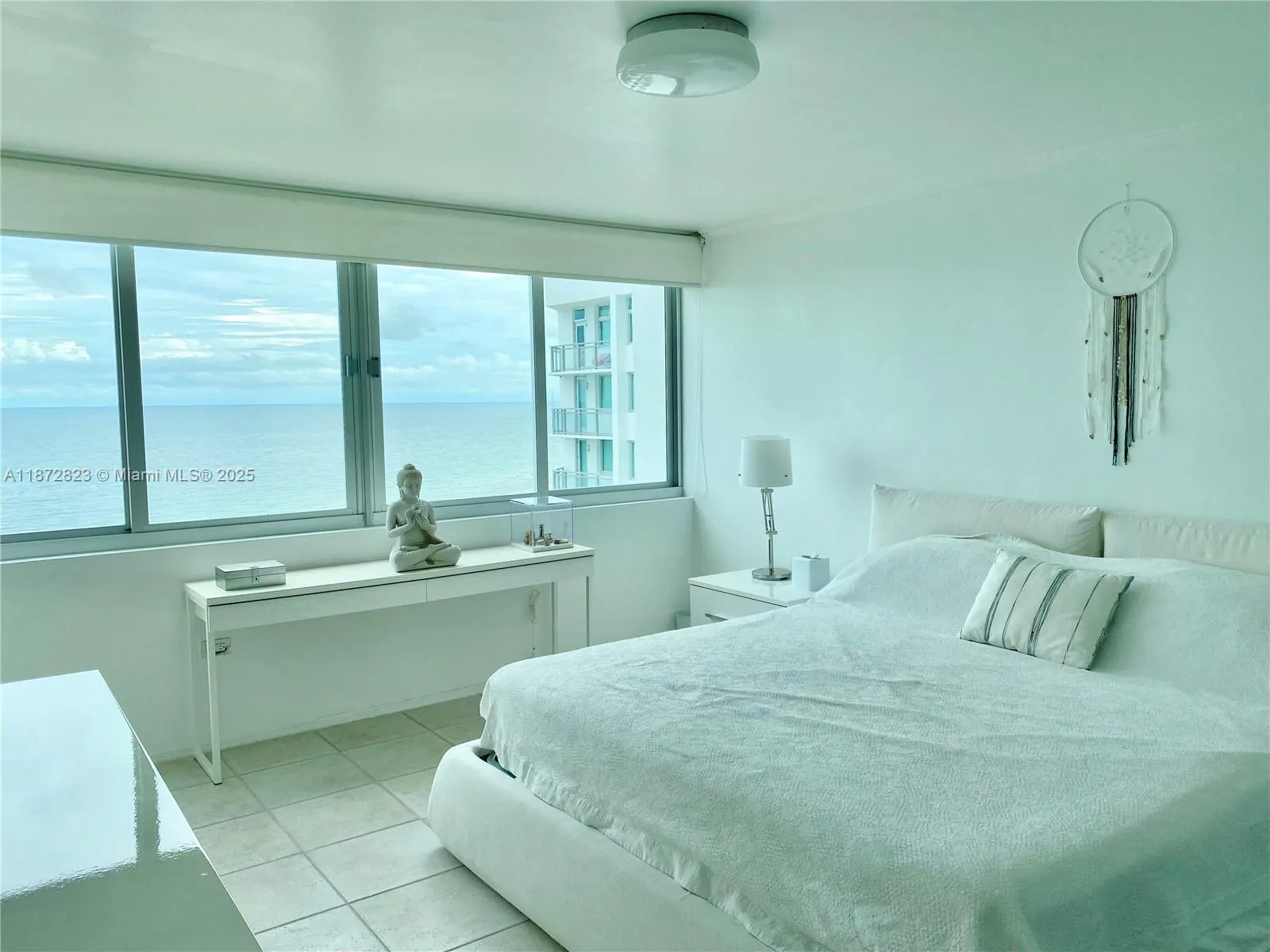 7135 Collins Ave, #1806